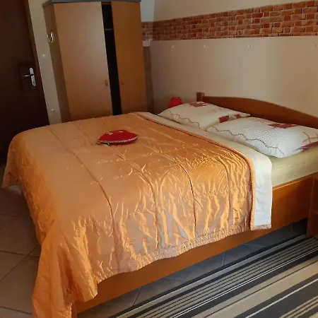 Apartmán Apartma Na Starem Placu *