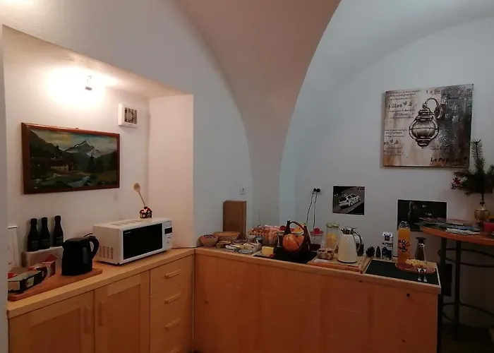 Apartma Na Starem Placu דירה *