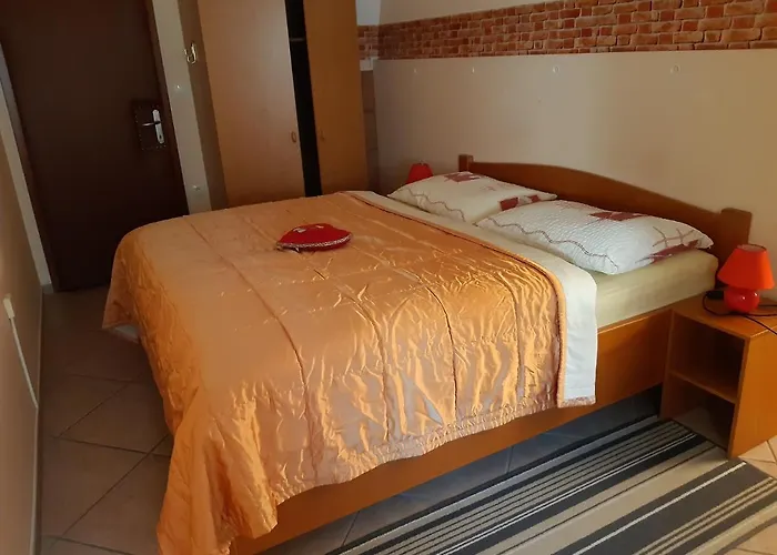 דירה Apartma Na Starem Placu *