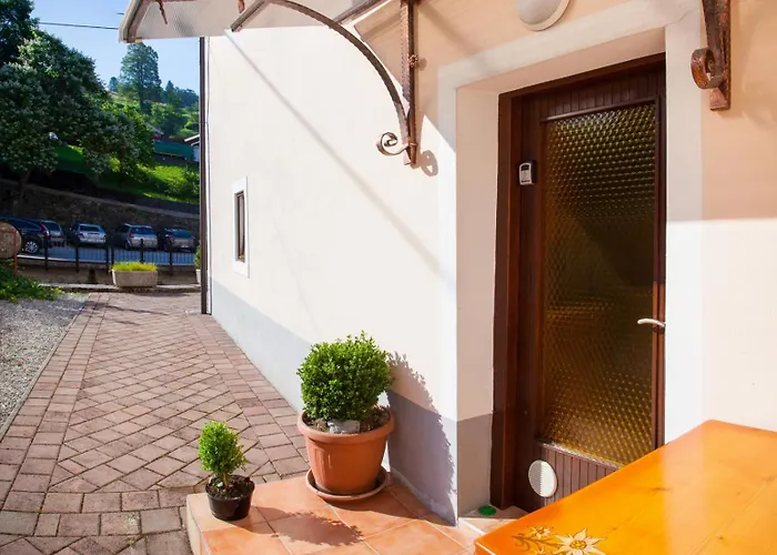 Apartma Na Starem Placu * 伊德里亚