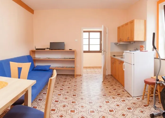 דירה Apartma Na Starem Placu אידריה